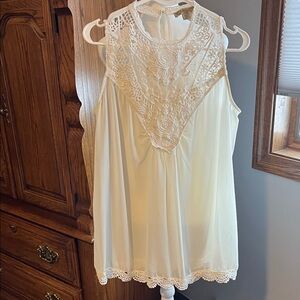 Nine West Vintage America Collection Cream Lace Blouse